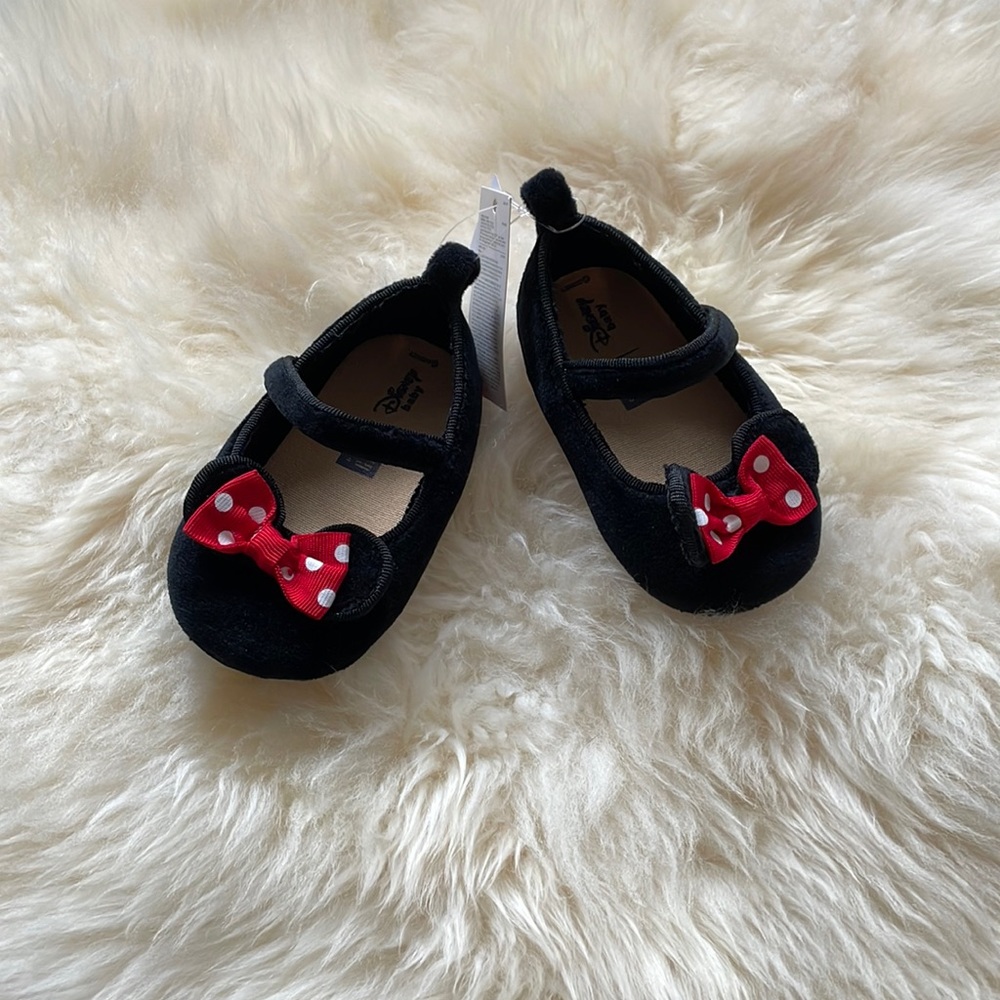 NWT Disney Baby Gap girls black velvet Minnie Mouse crib shoes 12-18 months!